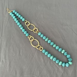 NRQ Vintage turquoise and‎ gold necklace